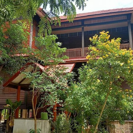 Baan Lotus Guest House Phra Nakhon Si Ayutthaya Exterior foto